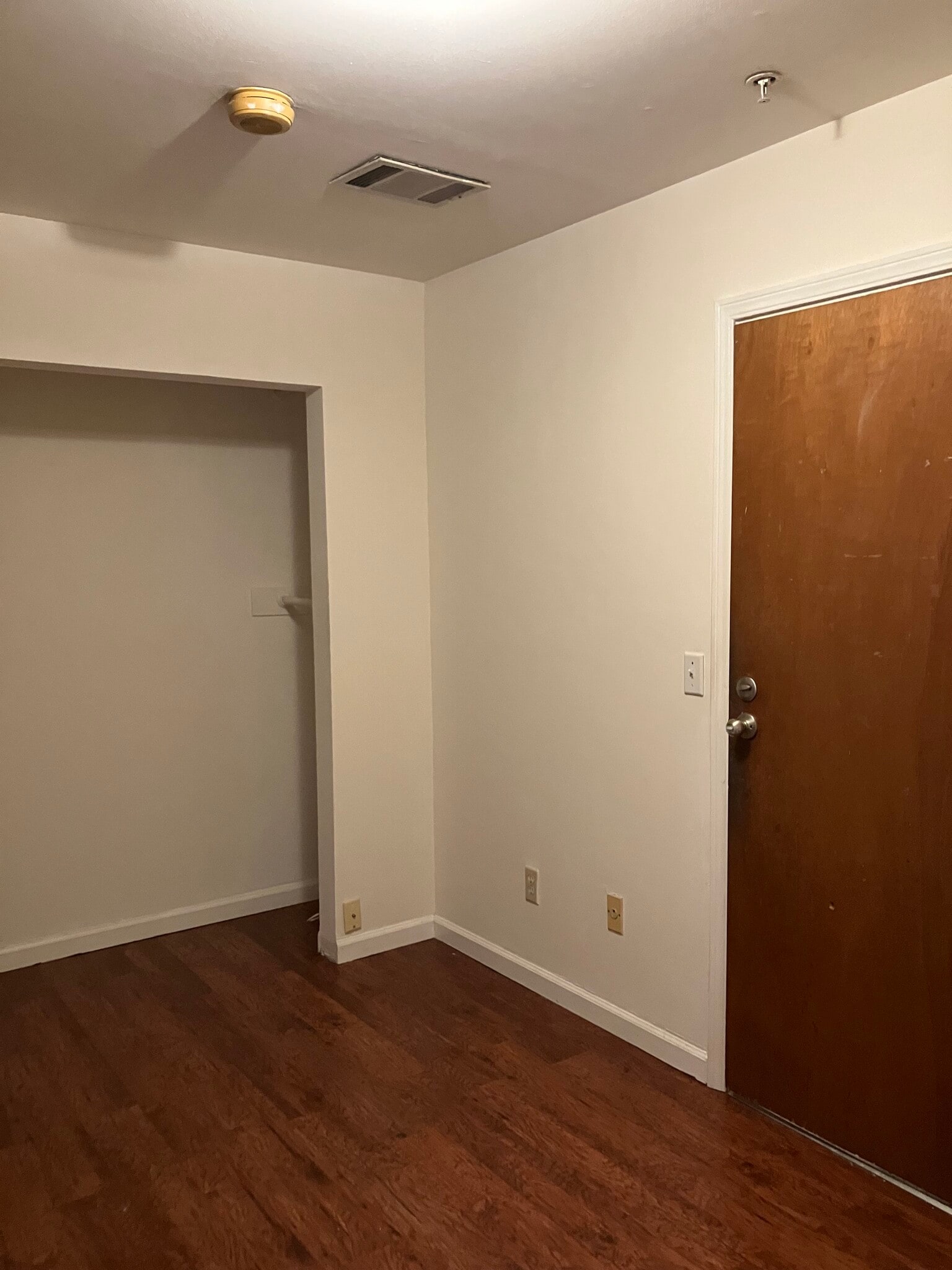 Building Photo - 2531 Benvenue Ave