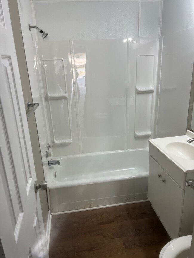 Building Photo - 201 Wotring Street