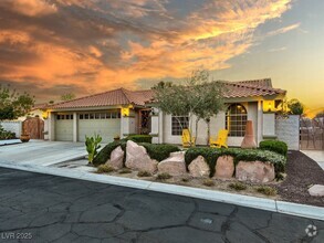 Building Photo - 7641 Descanso Ln