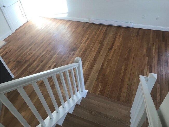 Building Photo - 445 Broadway