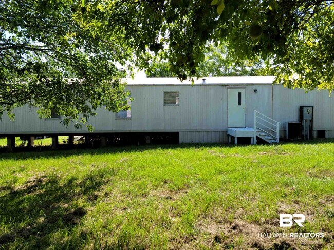Building Photo - 426 Robin Cir