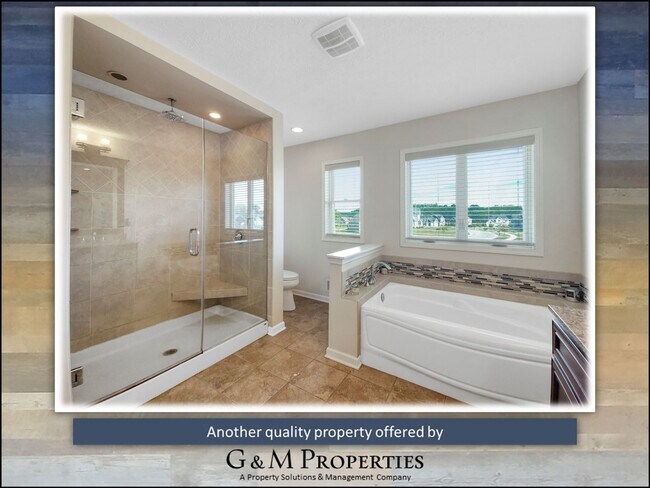 Building Photo - Rarely Available - Large Executive Rental ...