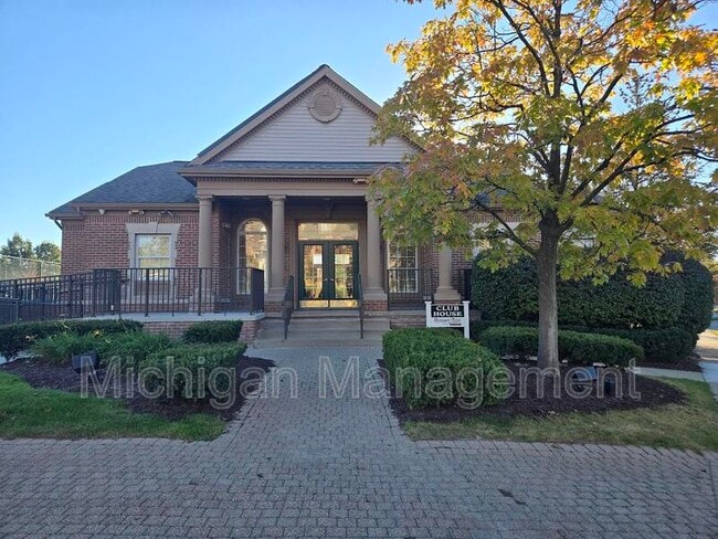 Building Photo - 2740 Barclay Way