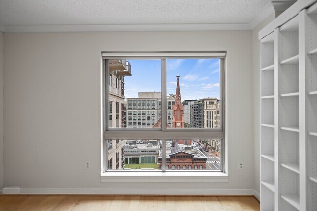 Building Photo - Gallery Place Large Studio | 1 Bath | 660 Sf