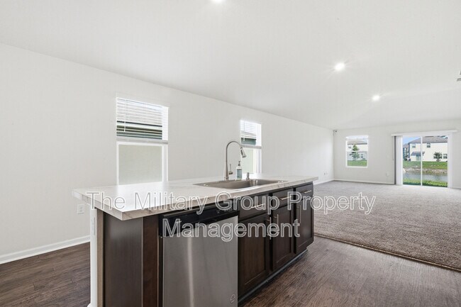 Building Photo - 15729 Equine Gait Dr