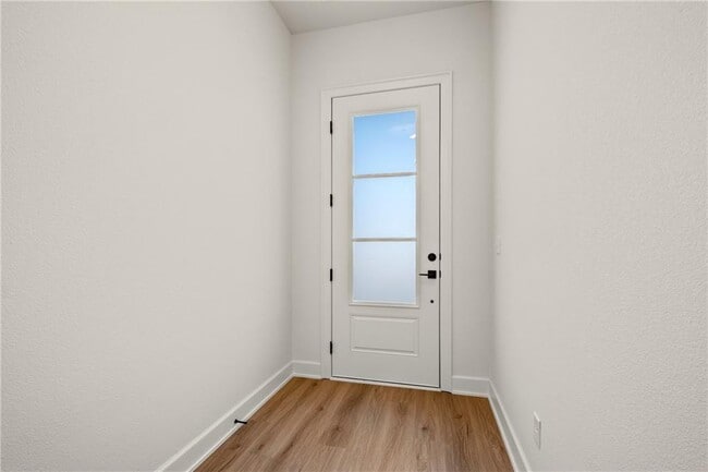 Building Photo - 1821 Peacock Rd