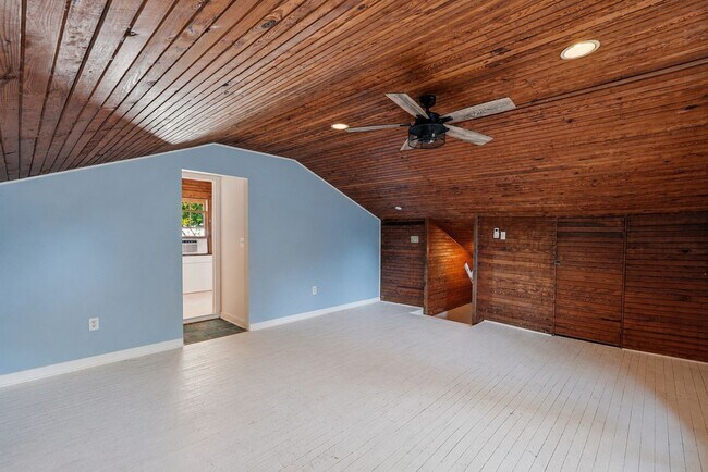 Building Photo - 431 E 50th St