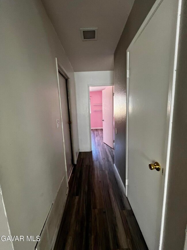 Building Photo - 43770 Santa Rosa Cir
