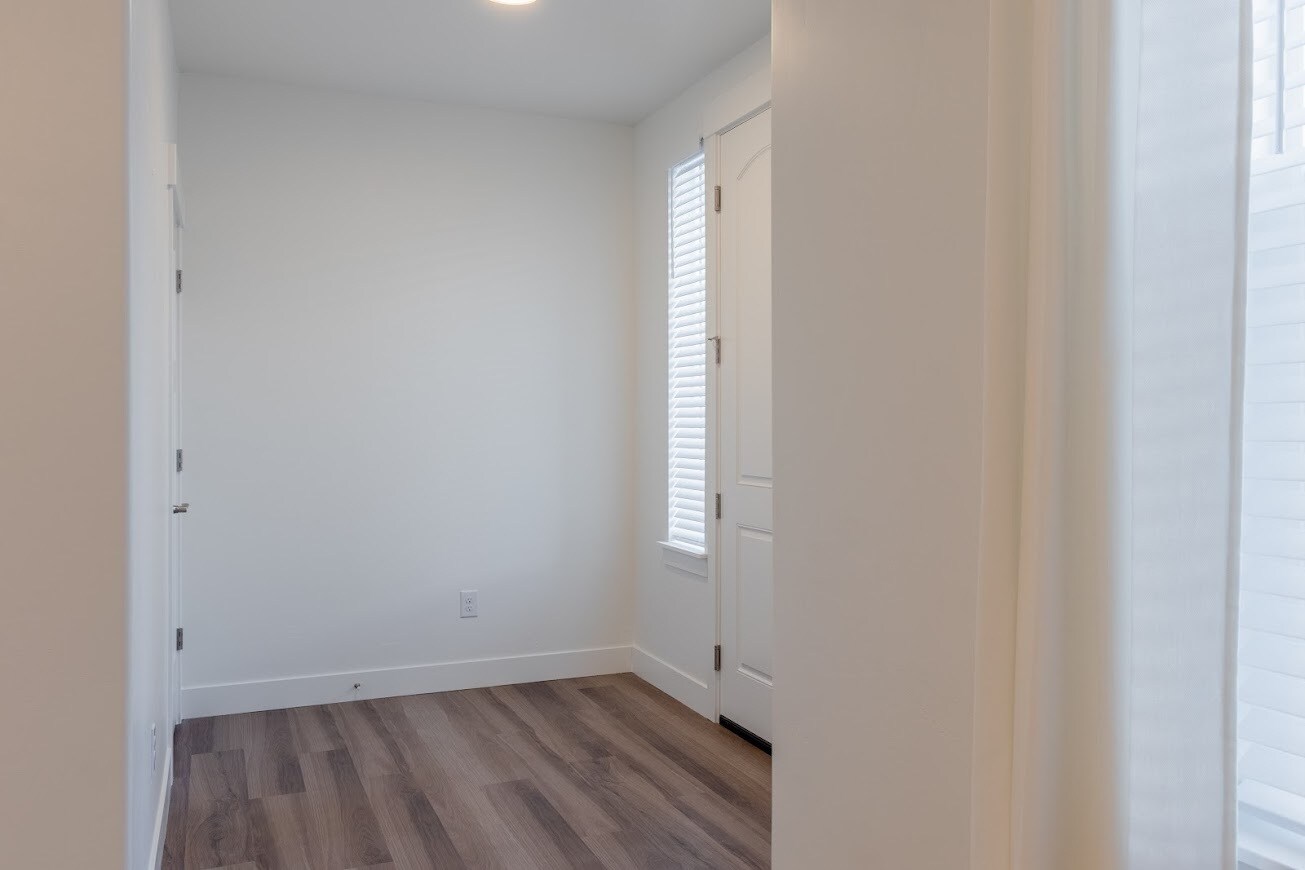 Building Photo - 3758 W 1440 N