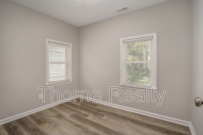 Building Photo - 336 Coleman Ave