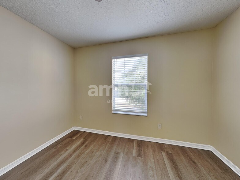 Building Photo - 13450 Sunkiss Loop