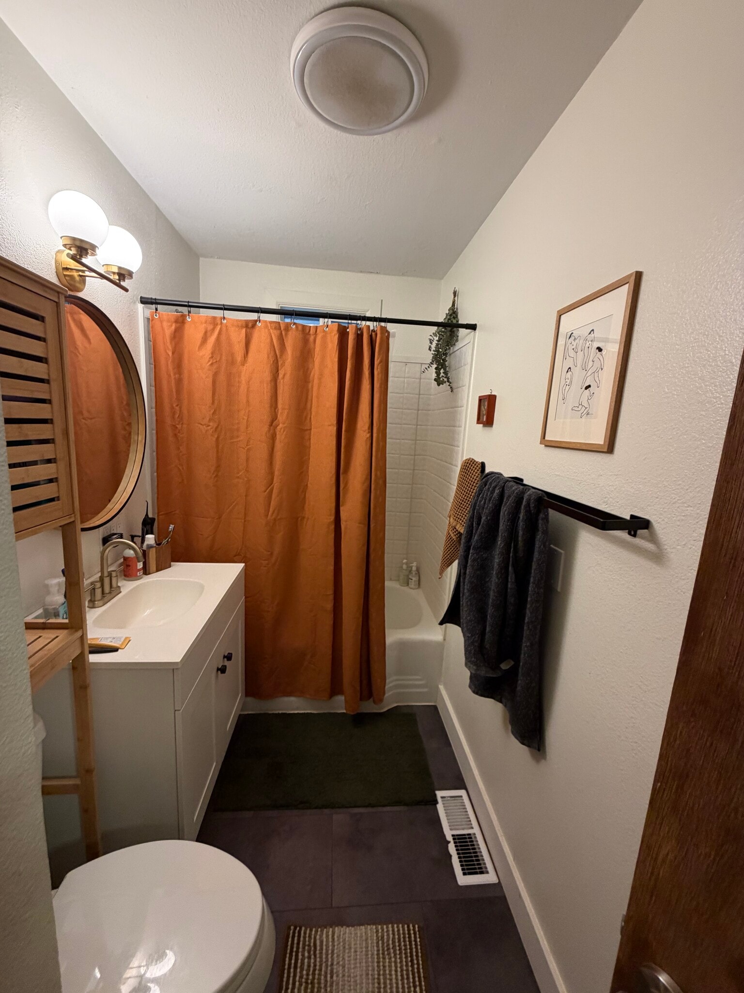 Building Photo - 3200 E 29th St