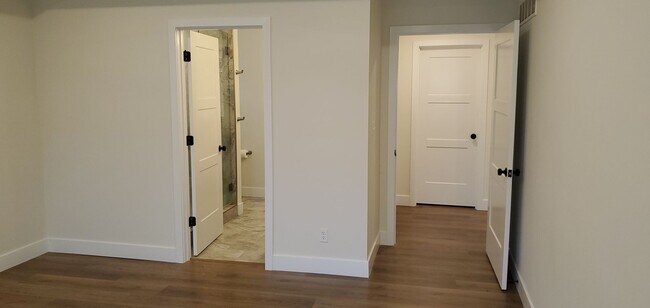 Building Photo - 5 bd, 3 ba house SW Columbia, quick access to providence, just south of Rockbridge school