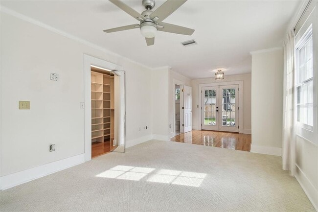 Building Photo - 3120 S Julia Cir