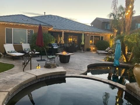Building Photo - 42816 Del Lago Ct