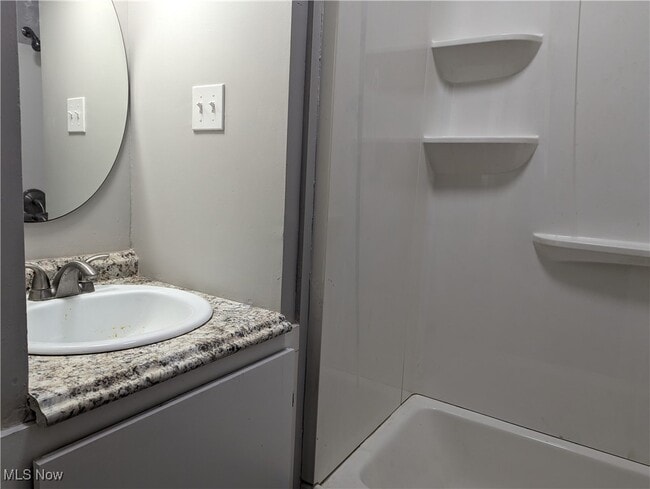 Building Photo - 133 Court St