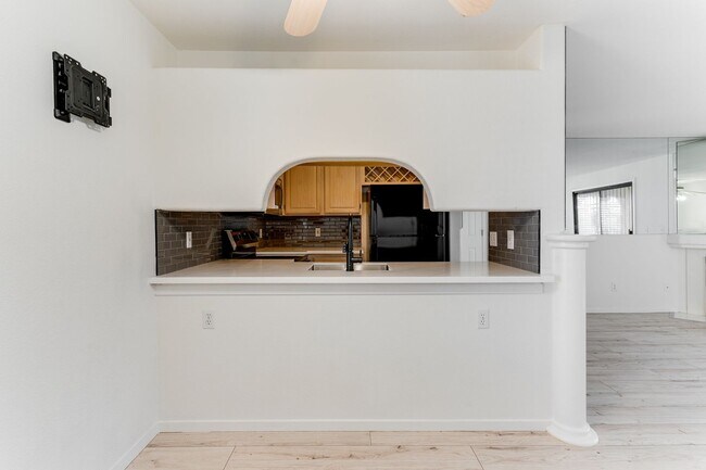 Building Photo - Stylish Remodeled 2-Bedroom Condo with Bal...