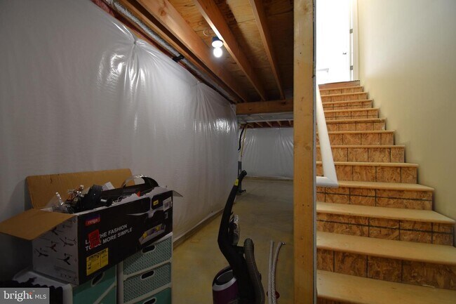 Building Photo - 84 Cilento Dr