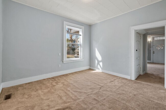 Building Photo - 416 First St_BT