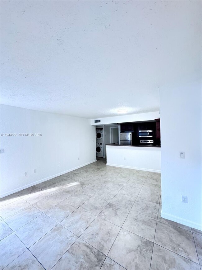 Building Photo - 6225 SW 131st Ct