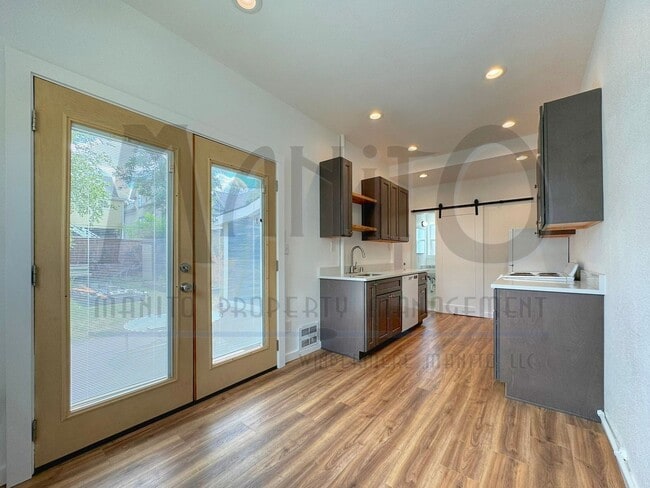 Building Photo - 1631 W 1st Ave