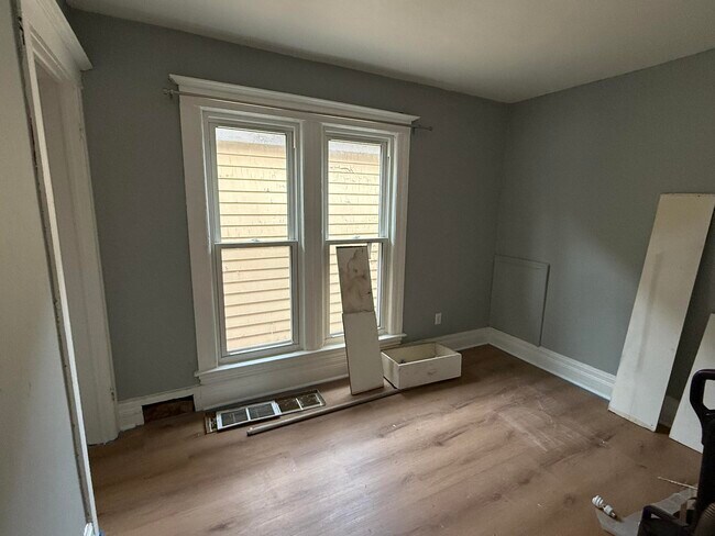 Building Photo - 3788 Burns Ave