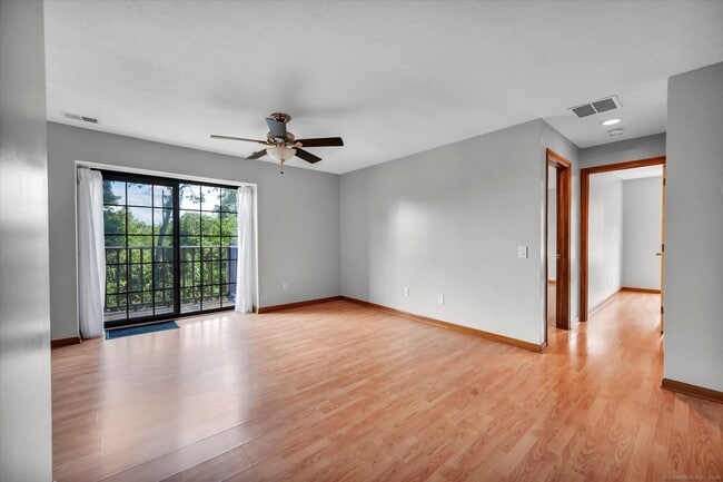 Building Photo - 48 N Mountain Rd