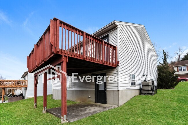 Building Photo - 34 Timberline Ct