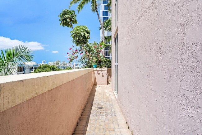 Building Photo - 17555 Atlantic Blvd