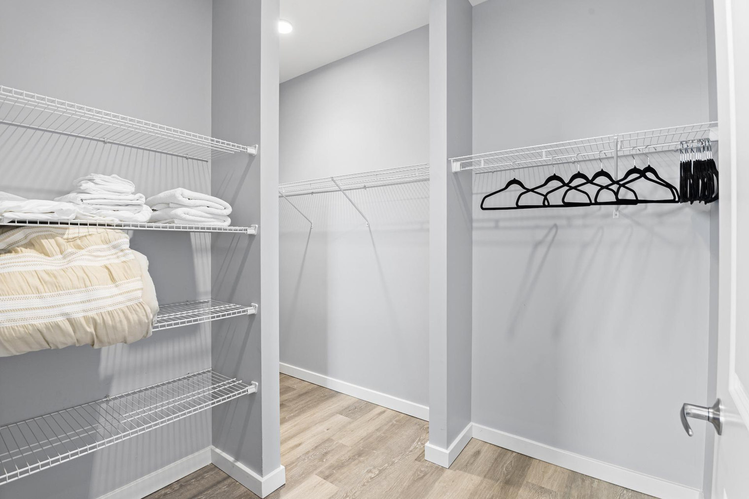 Building Photo - 95 Broadway-SI ID1240362P