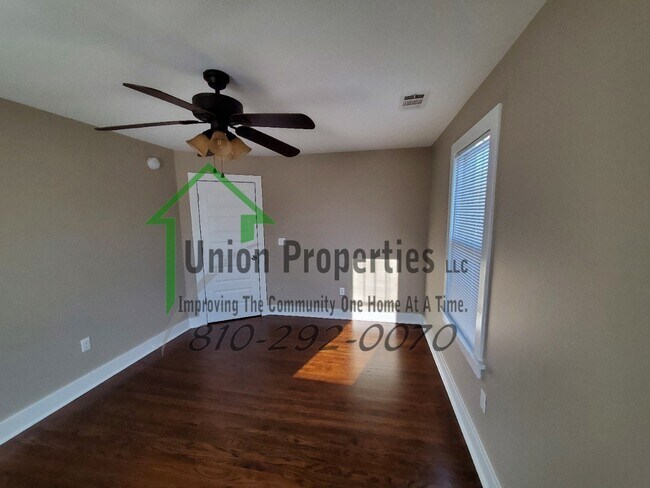 Building Photo - 1626 6th St