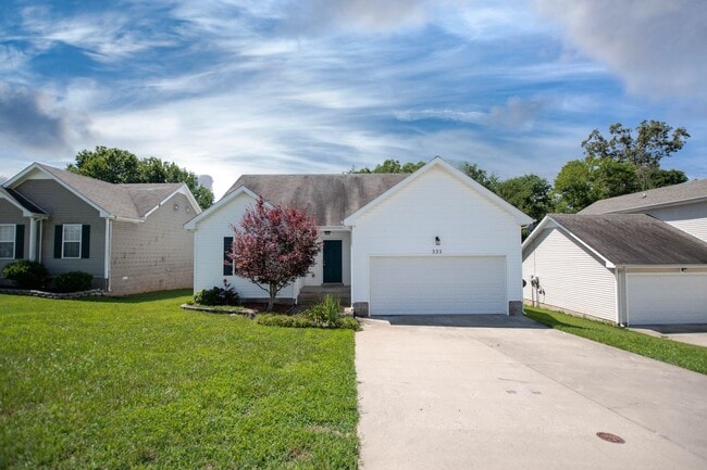 Primary Photo - Pet Friendly Three Bedroom!
