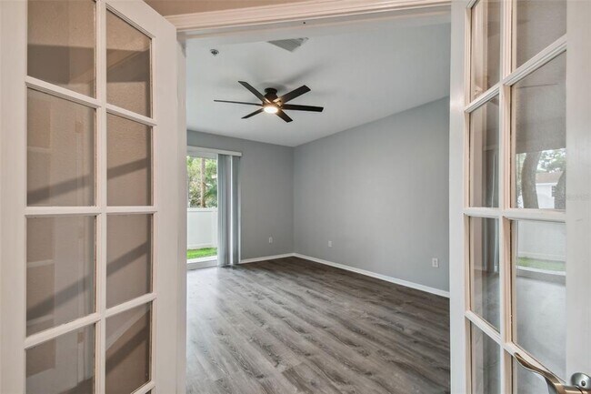 Building Photo - 3183 Bayshore Oaks Dr