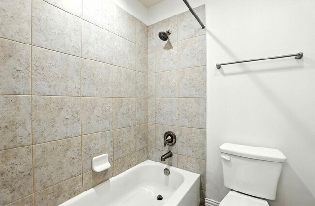 Building Photo - 22902 Jetty Manor Ln