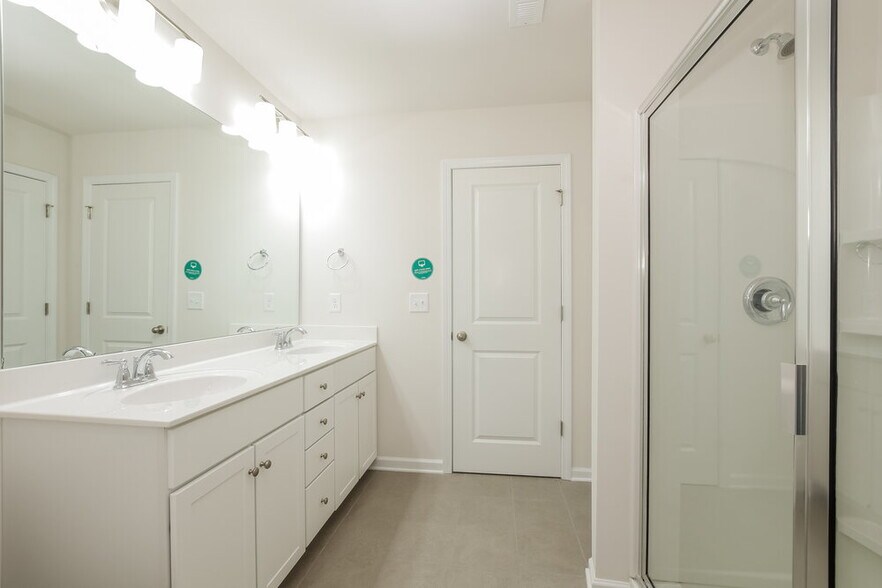 Building Photo - 4331 Drifter Dr