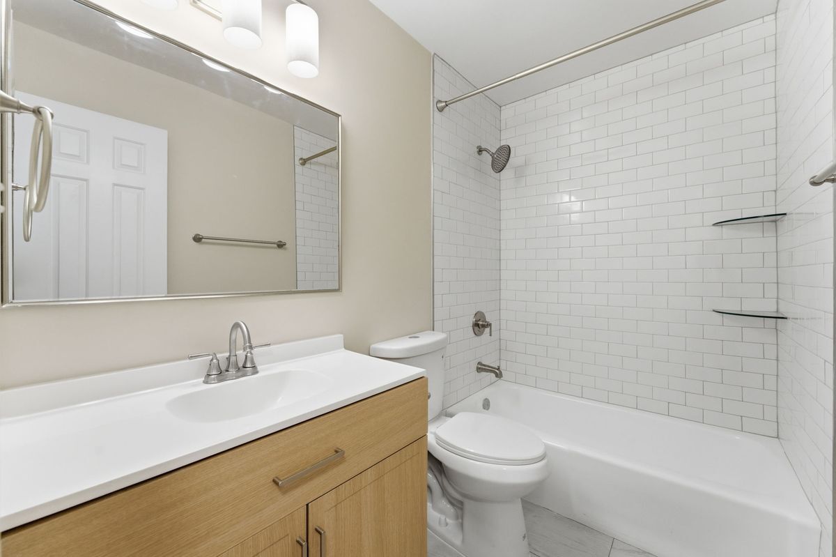 Building Photo - 4508 Old Field Dr