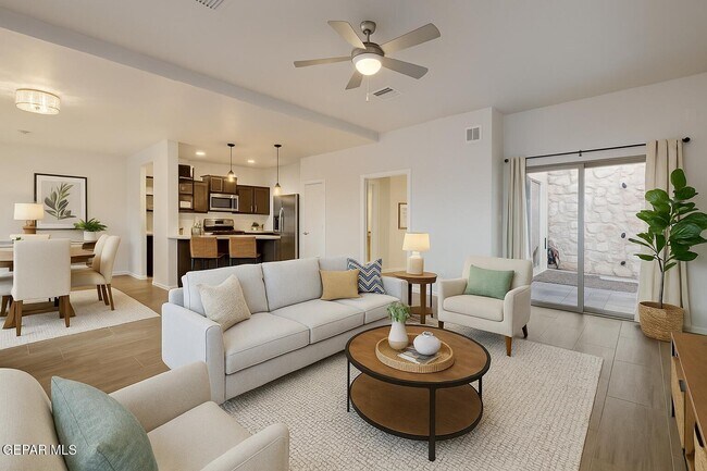 Building Photo - 4016 Camelot Heights Dr