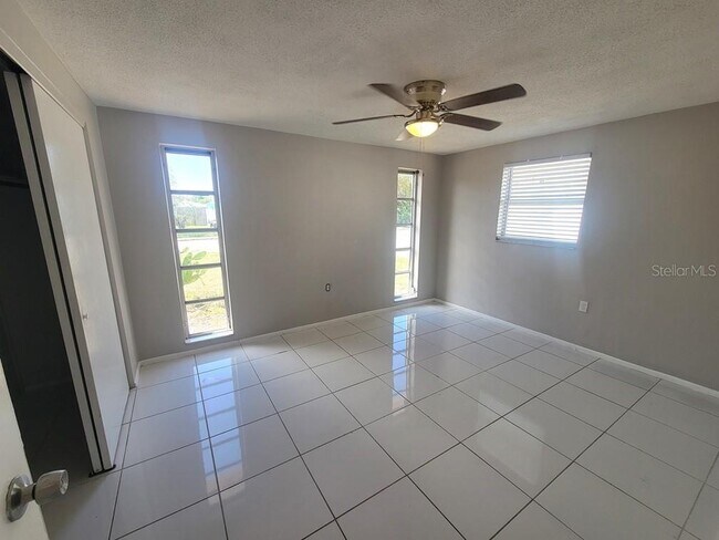 Building Photo - 10114 Old Orchard Lane