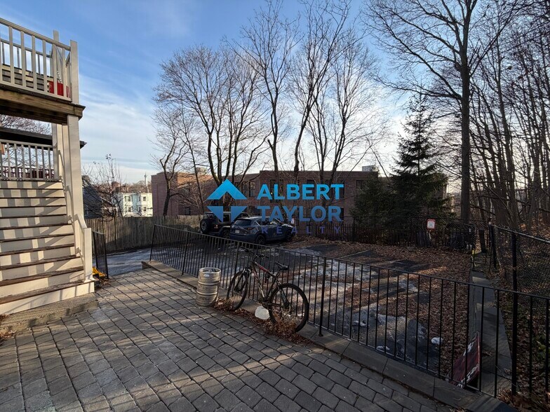 Building Photo - 275 Parker Hill Ave