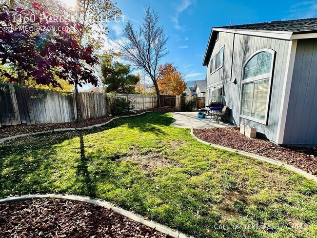 Building Photo - 1160 Forest Knoll Ct