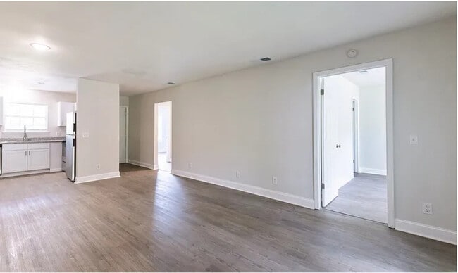 Building Photo - Royal Dutch Villas Apartments