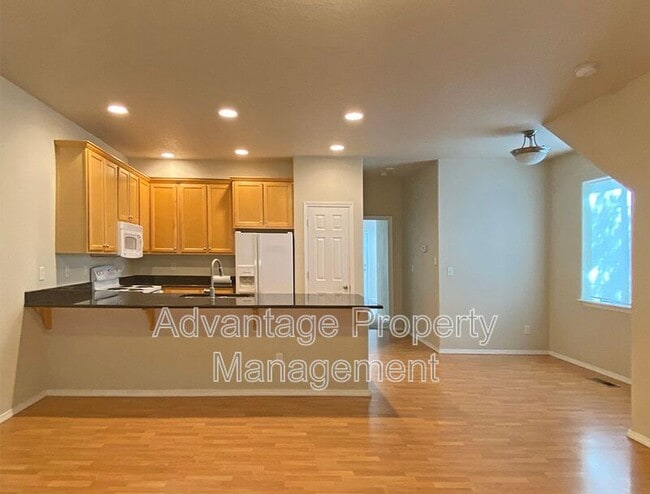 Building Photo - 2991 NW Shooting Star Dr