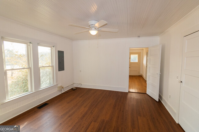 Building Photo - 3367 Rocky Ford Rd