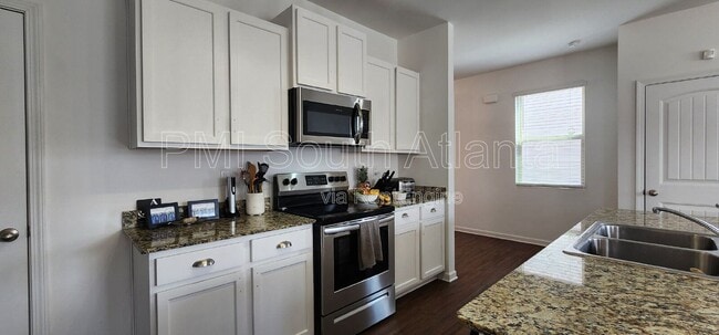 Building Photo - 4040 Alveston Dr