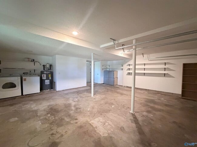 Building Photo - 11114 Hillwood Dr SE