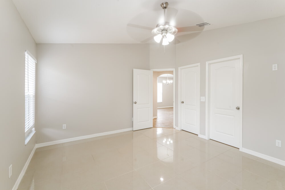 Building Photo - 405 Pine Pointe Ct