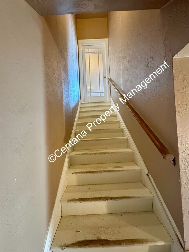 Building Photo - 909-911 Antimony