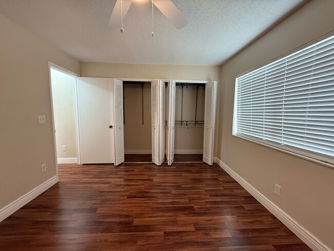 Building Photo - 2931 Bough Ave