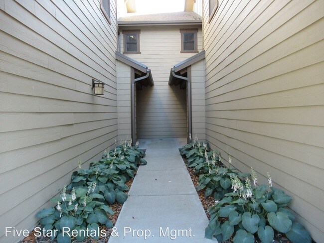 Building Photo - 2 br, 2 bath House - 6204 I Monterra Avenue