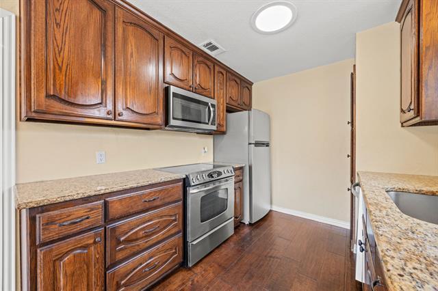 Building Photo - 2943 Mesa Verde Trail